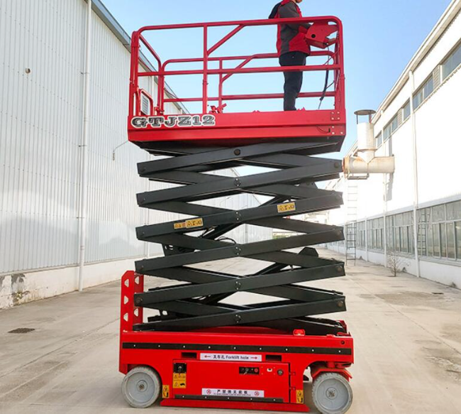 乌尔禾自行走移动式升降机